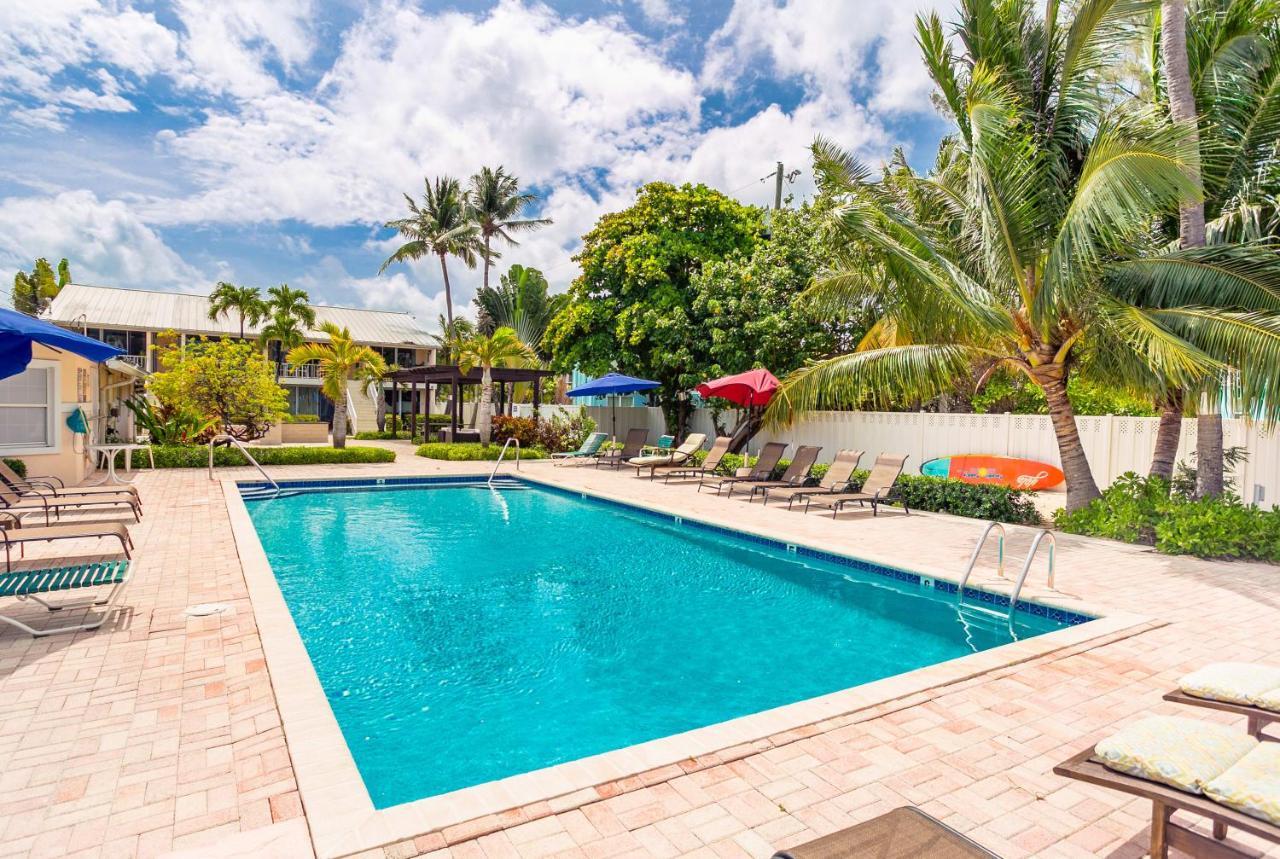 Beach Living At Island Pine Villas Blse George Town Exterior foto